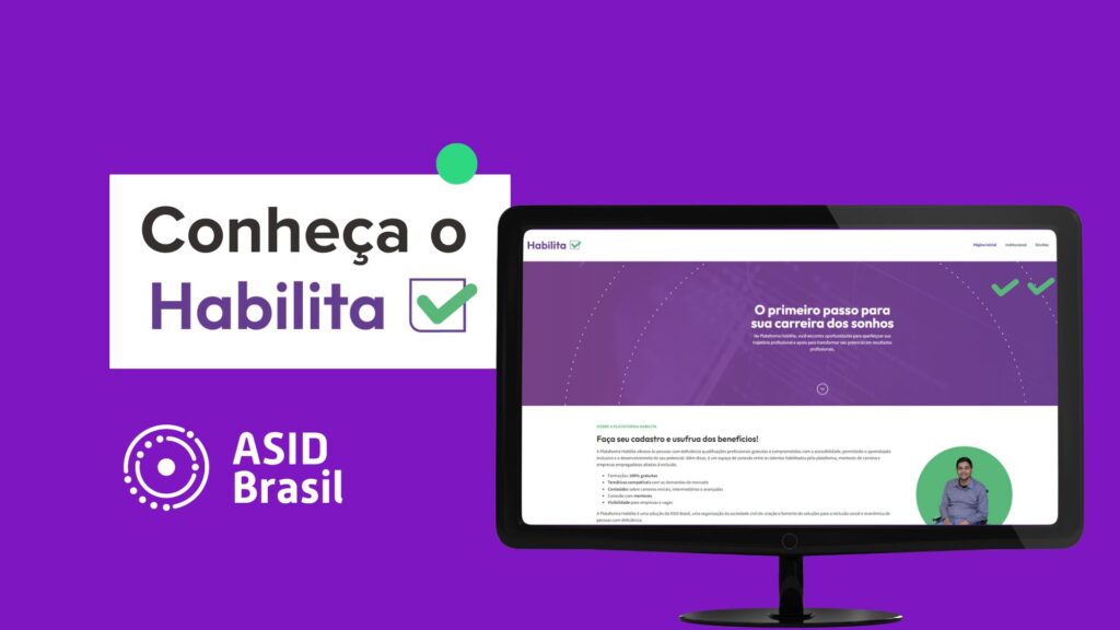 Computador com o print de tela da plataforma Habilita em um fundo roxo.